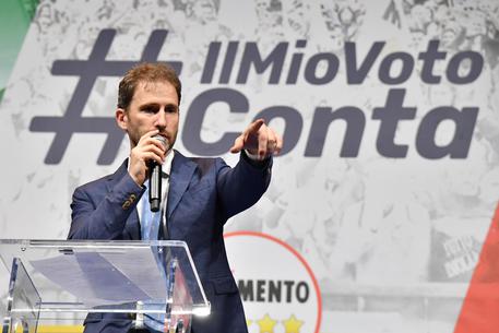 La "visione" di Casaleggio: "Il Parlamento tra qualche lustro non servirà più".