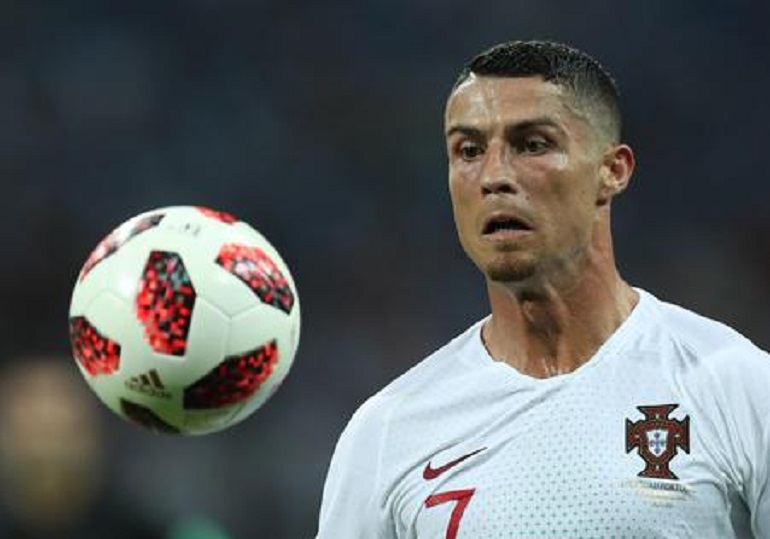 Cristiano Ronaldo, l'agente del portoghese al Real Madrid: "Ecco l'offerta della Juventus" (foto Ansa)