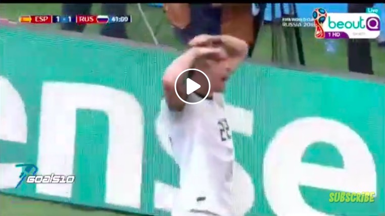 VIDEO Spagna-Russia, Dzjuba segna ed esulta con saluto militare