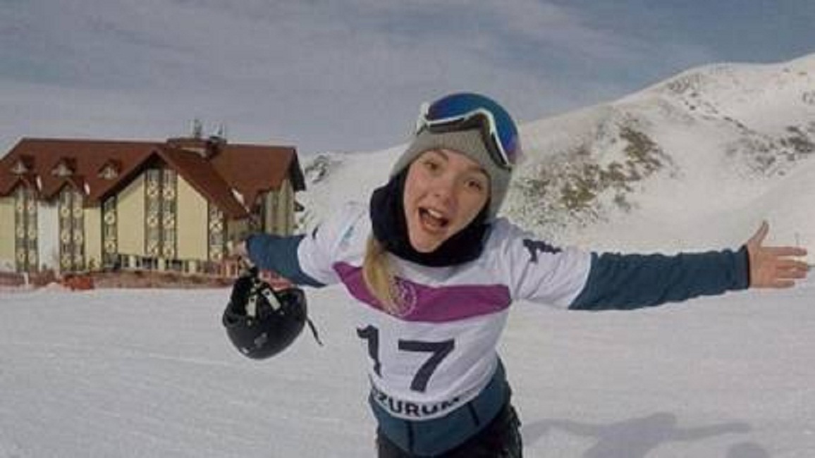 Ellie Soutter, promessa dello snowboard muore a 18 anni il giorno del suo compleanno