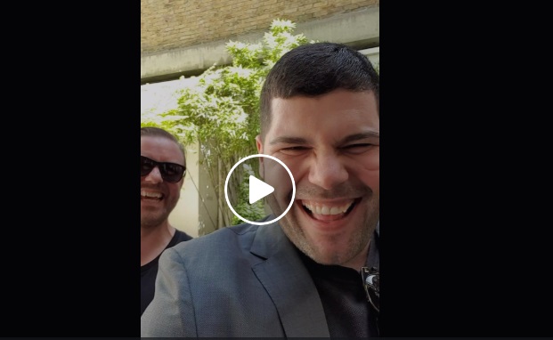 Gomorra 4, sul set arriva Ricky Gervais: "E' la migliore serie del mondo"