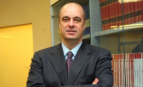 Ario Gervasutti, spari contro casa del giornalista a Padova.