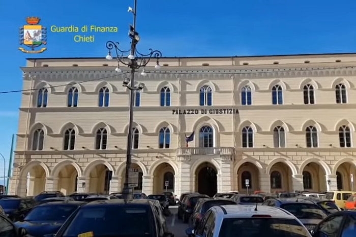 Fatture false per 190 milioni, 73 persone denunciate tra Abruzzo, Lazio e Campania