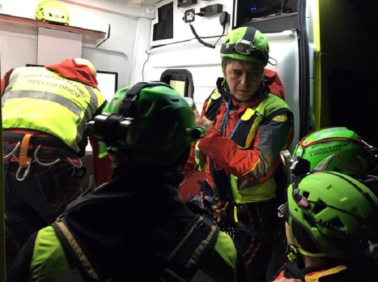 Maltempo Trentino Alto Adige, rifugio Taramelli isolato (foto Ansa)