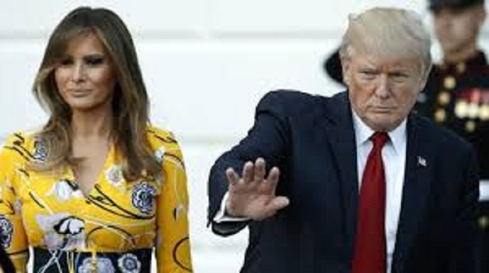 Melania guarda Cnn a bordo dell'Air Force One: Donald Trump si arrabbia