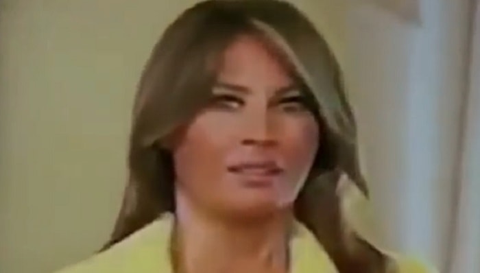 Melania Trump estressione faccia