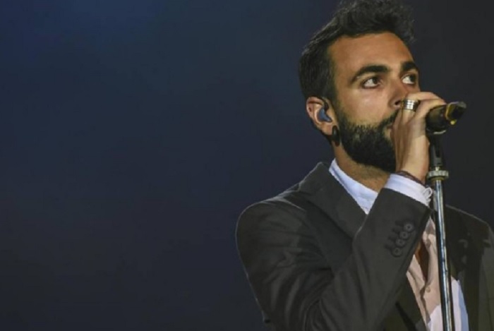 Marco Mengoni sparito dai social: solo una mossa di marketing?