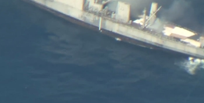 Perché questa nave viene affondata: cosa accade a largo delle Hawaii2