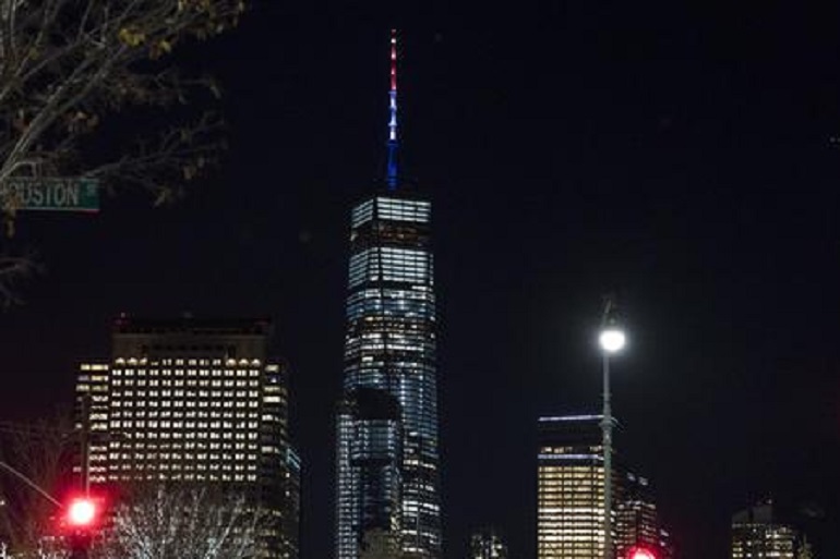 New York, giallo a Manhattan: donna trovata morta nel raccoglitore della spazzatura (foto Ansa)