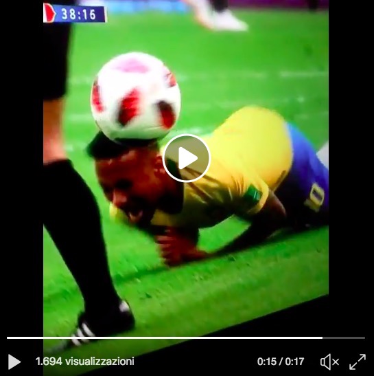 YOUTUBE Neymar ci ricasca, ancora capriole in Brasile-Messico VIDEO