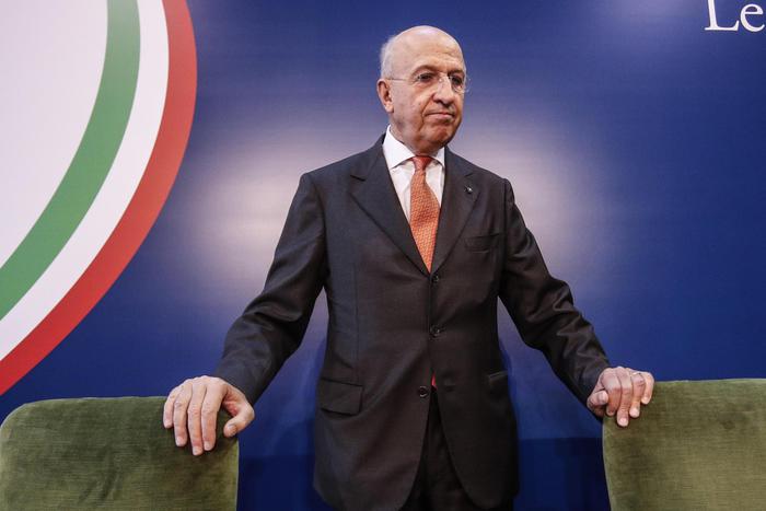 Banche, allarme Patuelli (Abi): "Italia partecipi di più alla Ue o c'è rischio Argentina"