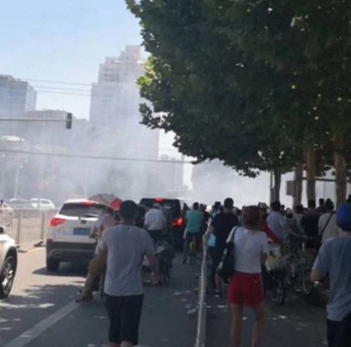 Cina, esplosione davanti alla ambasciata Usa a Pechino - VIDEO