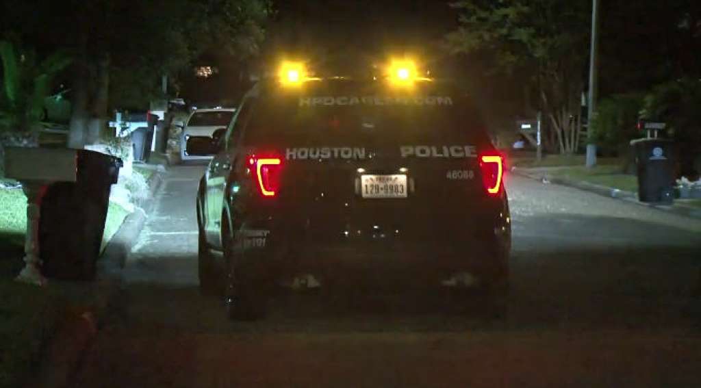 Houston, sparano a bambino di 12 anni da un'auto in corsa. E' grave