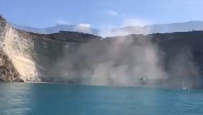 Ponza, crolla Chiaia di Luna