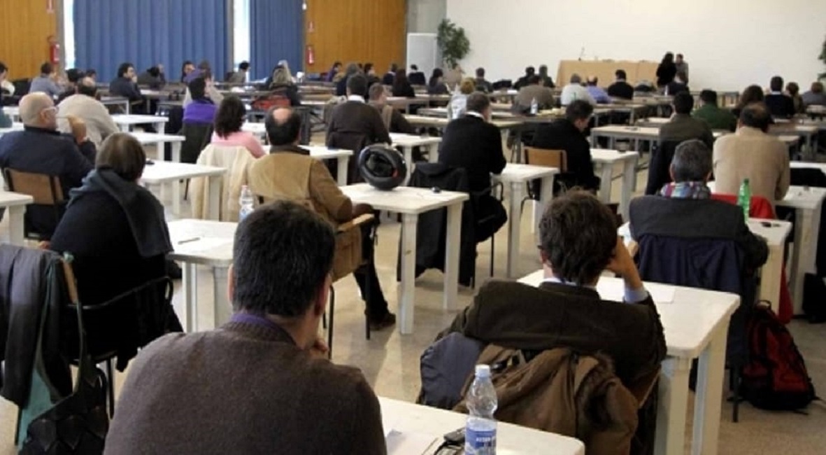 Scuola, al via lunedì il concorso presidi. Ma i vincitori non prima di un anno