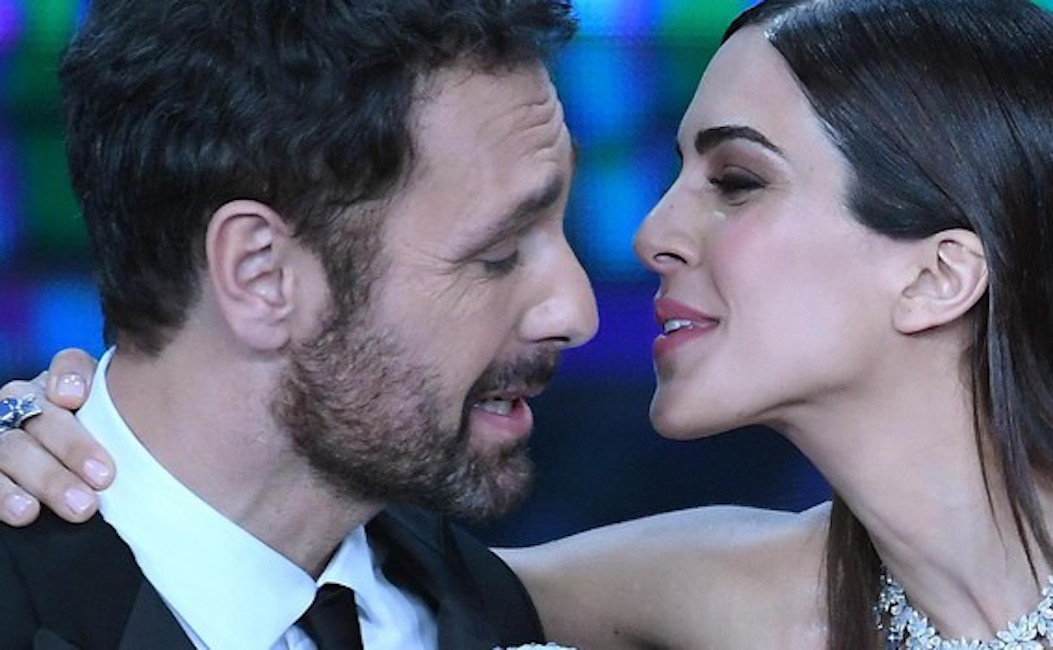 Raoul Bova e Rocio Munoz aspettano il secondo figlio. Lei è al quinto mese