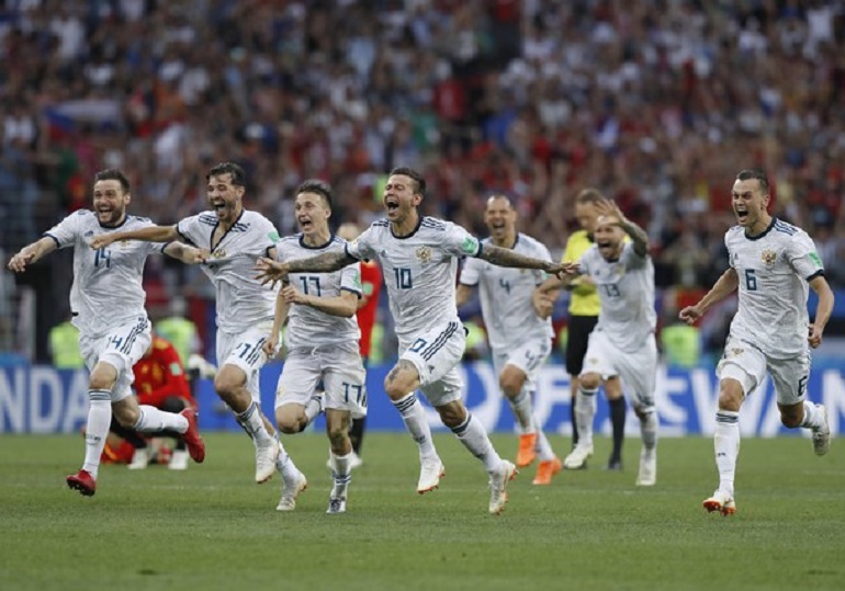 Mondiali 2018, la festa per la vittoria della Russia: "Come le celebrazioni post Seconda Guerra Mondiale" (foto Ansa)