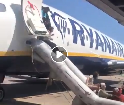 ryanair cellulare barcellona