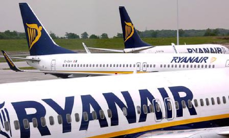 RyanAir: 25 luglio sciopero del personale di cabina (foto Ansa)