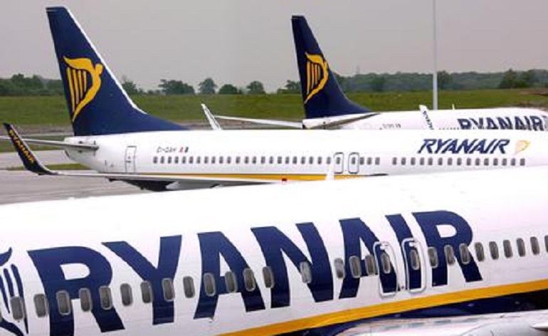 RyanAir, sciopero 25-26 luglio: orari, rimborso biglietti e voli cancellati (foto Ansa)