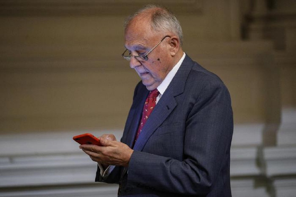 Ministro Paolo Savona indagato, accusato di usura bancaria. Di Maio 2 giorni fa: "Le banche la devono pagare"