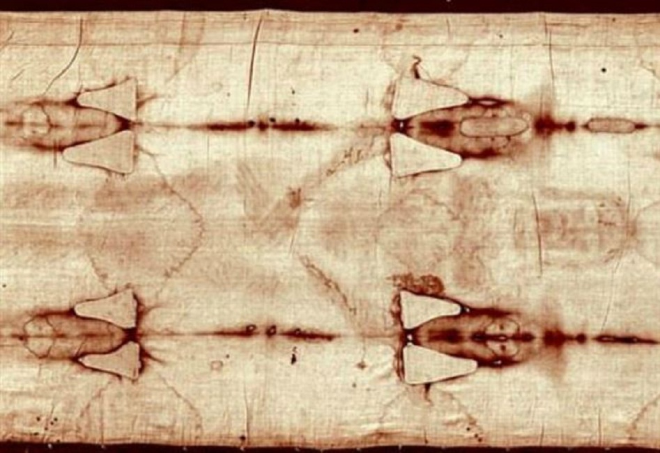 Sacra Sindome, giallo sullo studio che la accreditava come vero sudario: è stato ritirato