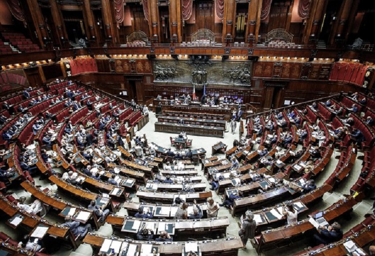 Giusy La Ganga (ex deputato Psi): "Con il taglio dei vitalizi avrò difficoltà a mantenermi" (foto Ansa)