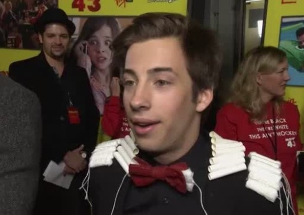 Jimmy Bennett denunciato per stalking dalla ex minorenne: "Voleva foto di me svestita"