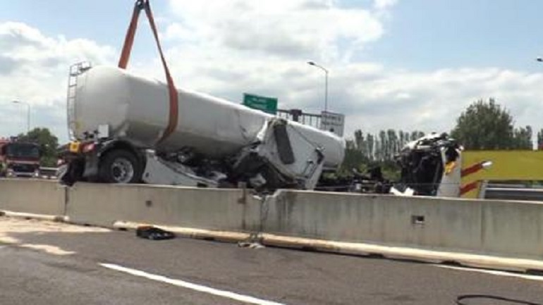 Bologna, stabili le condizioni dei due feriti ricoverati a Cesena (foto Ansa)
