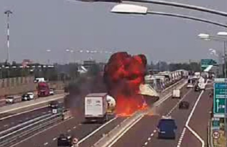 Antonio Verdicchio, l'autista tamponato dall'autocisterna: "Quando l'ho visto arrivare dallo specchietto..."