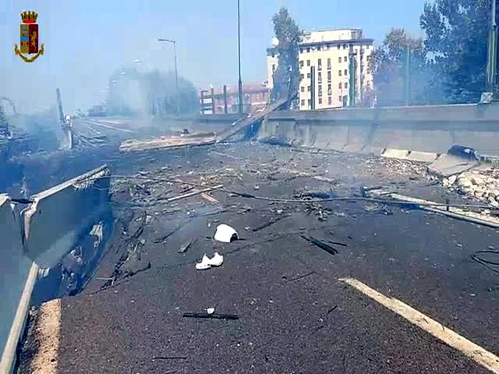 Bologna: squarcio autostrada A14 e ponte crollato dopo l'esplosione a Borgo Panigale FOTO