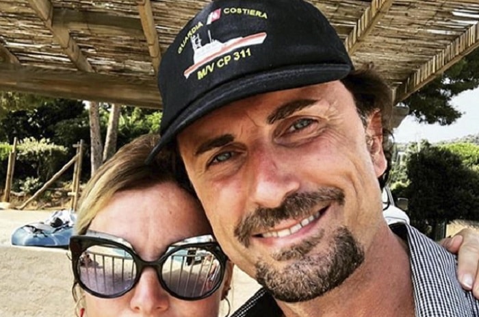 Danilo Toninelli e il selfie inopportuno: la Guardia Costiera ha bisogno di altra vicinanza