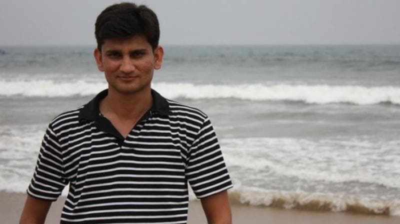 Usa, in aereo con la moglie, abusa della passeggera che gli dorme accanto