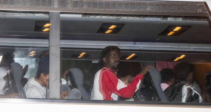 Nave Diciotti, migranti raccontano: "Venduti, torturati, stuprati"