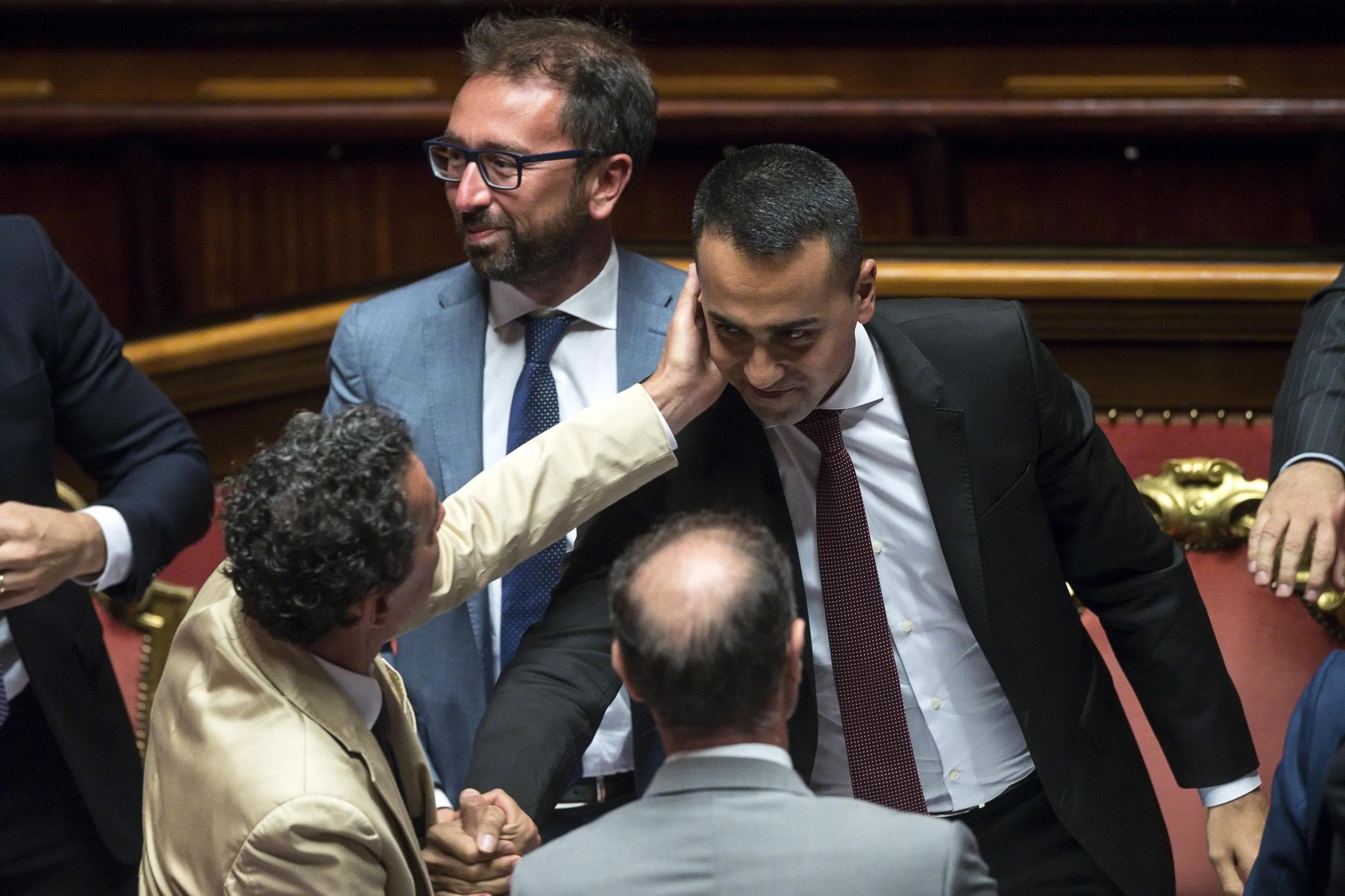 Decreto dignità è legge. Stretta al tempo determinato. Pd attacca: "Decreto disoccupazione"