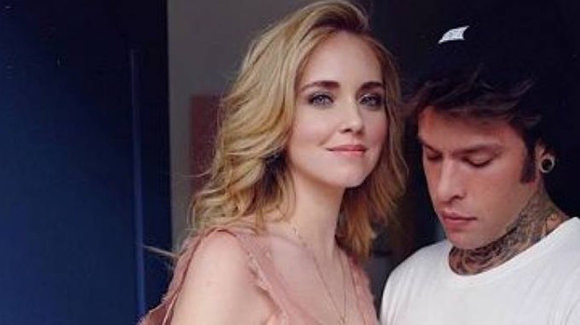 Fedez in concerto a tre giorni dalle nozze: "Senza questa canzone non avrei conosciuto Chiara Ferragni"