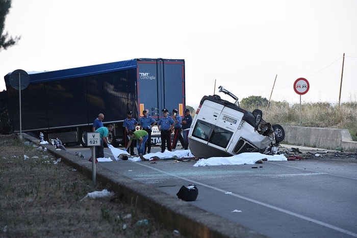 Caporali Foggia, strage bis di braccia nere. Targa bulgara, nessun controllo, triplo di morti