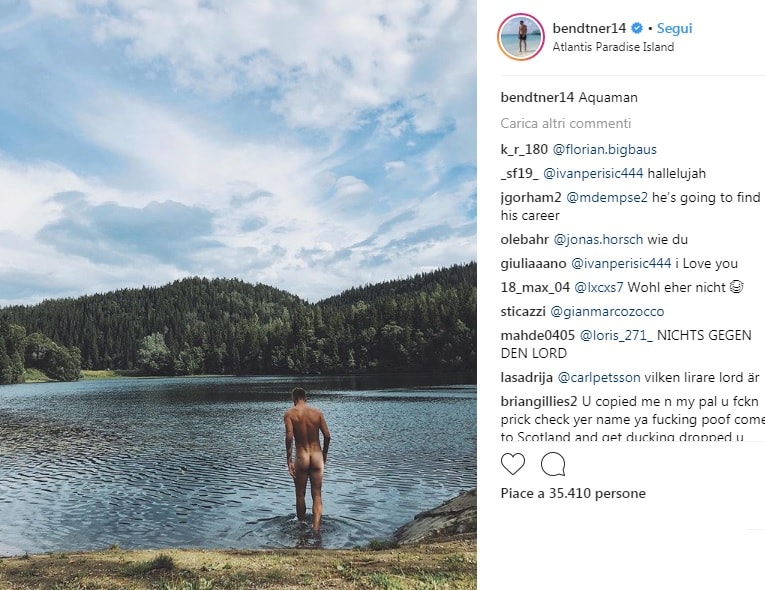 Niklas Bendtner, l'ex juventino si tuffa senza vestiti nel lago