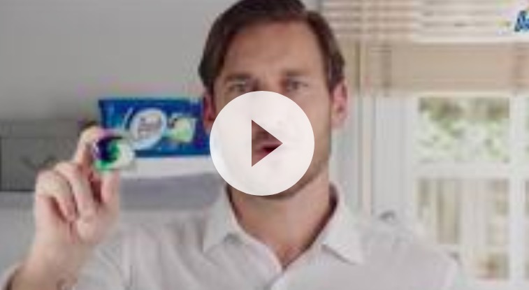 Francesco Totti torna in tv, lo spot pubblicitario della Dash è esilarante