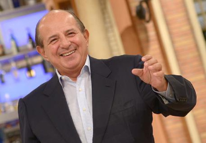 Giancarlo Magalli: "Beppe Grillo? Quando faceva cabaret, fregava le mie battute"