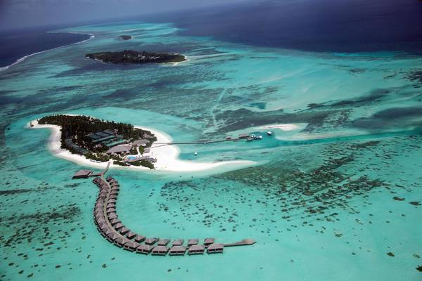 Maldive: cercasi libraio a Soneva Fushi, il resort da 20mila dollari a notte