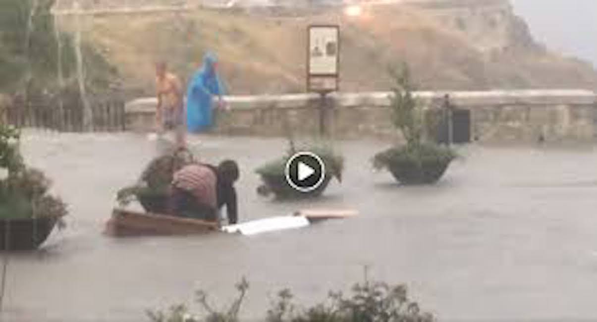 Matera come Venezia: violento nubifragio, allagato rione dei Sassi VIDEO