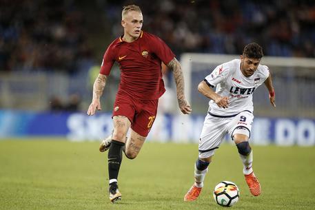 Roma cambia contro il Milan, 4-2-3-1 con Karsdorp e Nzonzi titolari