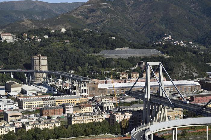 Genova, pedaggi in autostrada ancora si pagano dopo Ponte Morandi. E l'esenzione post crollo?