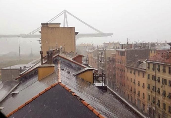Genova, l'ingegnere Antonio Brencich: "Il ponte Morandi è stato progettato male" (foto Ansa)