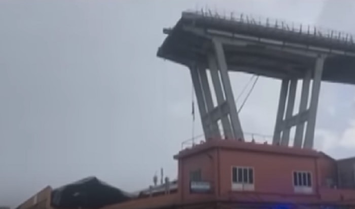 Ponte Morandi crollato