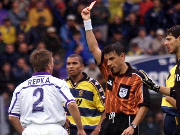 Tomas Repka condannato a sei mesi: finti annunci hot a nome della ex. Giocò con la Fiorentina