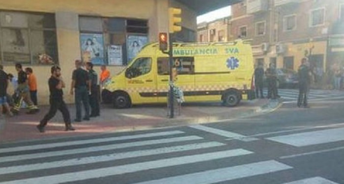 Saragozza, auto finisce sui pedoni. Spagna: psicosi attentati dopo questo e Cornella