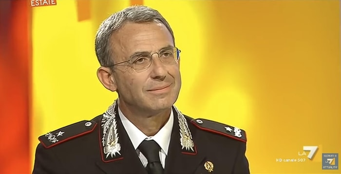 Sergio Costa, ministro Ambiente, sorprende diportisti a inquinare il mare, denunciati