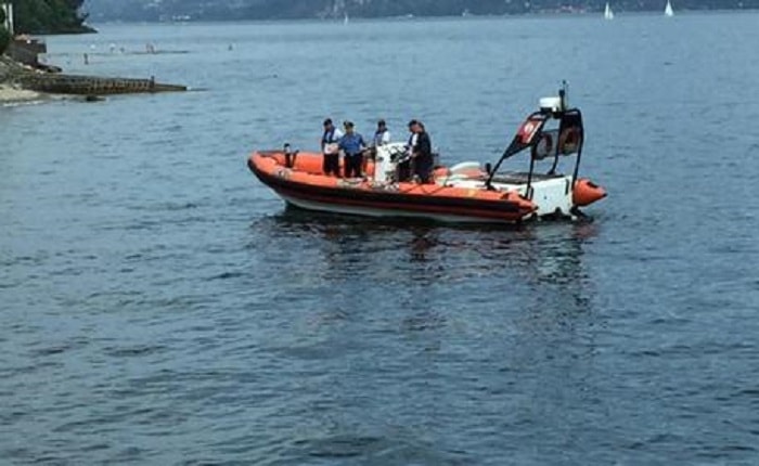 Sommozzatori in servizio